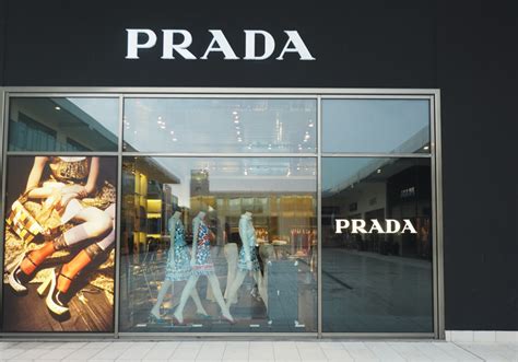 outlet prada civitanova|Le Marche shopping outlets guide .